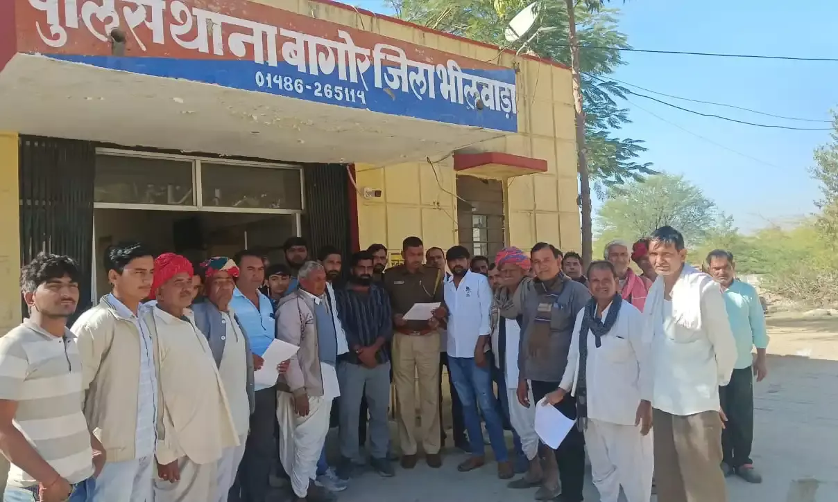 बागोर में बजरीखनन रोकने गए ग्रामीणों को मिली जान से मारने की धमकी, कलेक्टर के नाम थाने में ज्ञापन सौंपा