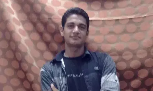 11 दिन वेंटिलेटर पर रहने पर भी नहीं बच सकी महेश की जान, 8 दिसंबर को बाइक और डंपर की हुई थी भिड़ंत 11 दिन वेंटिलेटर पर रहने पर भी नहीं बच सकी महेश की जान, 8 दिसंबर को बाइक और डंपर की हुई थी भिड़ंत