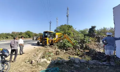 सुशासन सप्ताह में लदानी में अतिक्रमण हटाकर रास्ता सुचारू, जिला कलक्टर के निर्देश पर त्वरित कार्रवाई