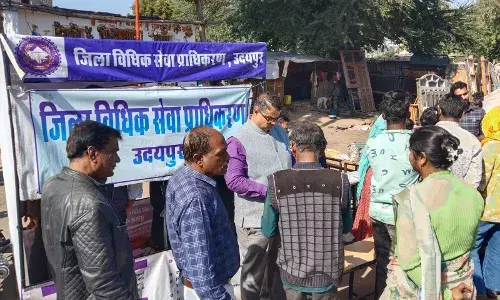 कच्ची बस्ती वासियों की समस्याओं के समाधान हेतु जिला कलेक्टर को लिखा पत्र दिये निर्देश