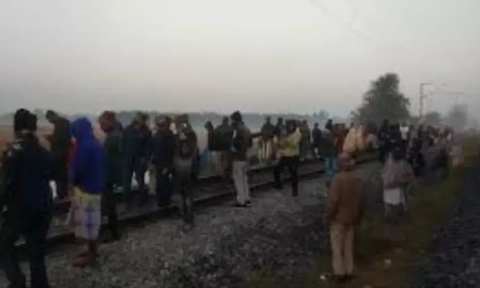 राजधानी एक्सप्रेस की हाथियों से भीषण टक्कर, आठ की मौत, बड़ा रेल हादसा टला