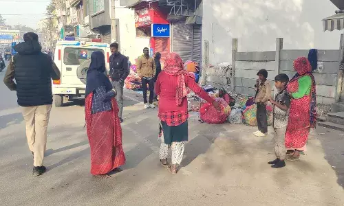 भीलवाड़ा में  लगने वाला रविवार का हाट बाजार बंद, फुटपाथी व्यापारियों ने की स्थायी जगह की मांग