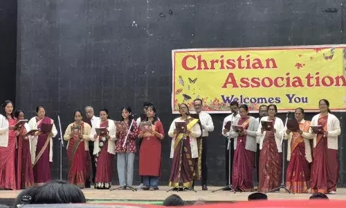 क्रिसमस पूर्व संध्या पर भीलवाड़ा में कंटाटा सर्विस का आयोजन, समाज की प्रतिभाओं का हुआ सम्मान क्रिसमस पूर्व संध्या पर भीलवाड़ा में कंटाटा सर्विस का आयोजन, समाज की प्रतिभाओं का हुआ सम्मान