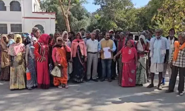 खोखा ढाणी गांव में पंचायत पुनर्गठन के खिलाफ विरोध प्रदर्शन