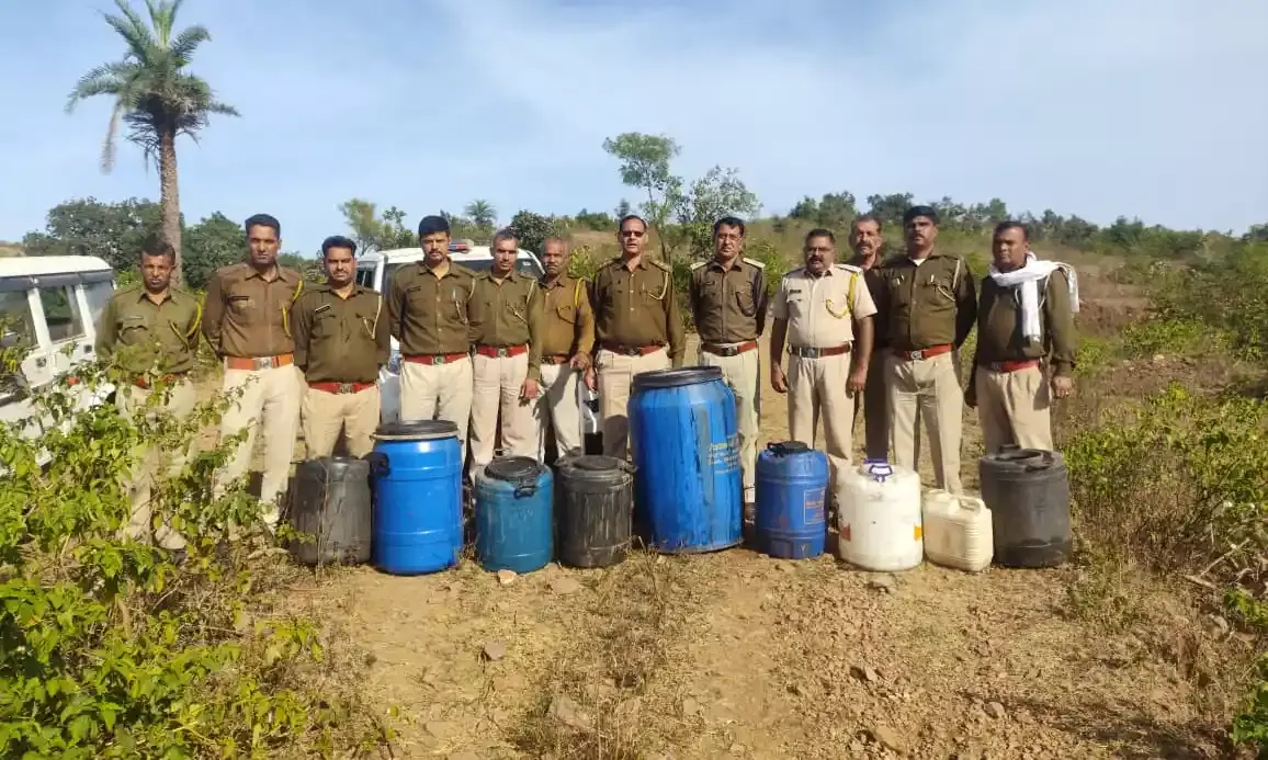 विशेष निरोधात्मक अभियान, हजारों लीटर वॉश एवं भट्टियां नष्ट