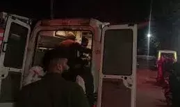 एम्बुलेंस और बाइक की टक्कर, दो युवकों की मौत