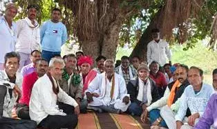 कोशिथल मे चरणा बावजी देव स्थान पर मेवाड मंदारिया सरगरा समाज चोखला की आम सभा बैठक का आयोजन कोशिथल मे चरणा बावजी देव स्थान पर मेवाड मंदारिया सरगरा समाज चोखला की आम सभा बैठक का आयोजन