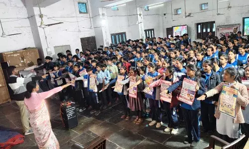 100 दिवसीय अभियान के तहत विद्यालयों में बाल विवाह रोकथाम को लेकर जागरूकता कार्यक्रम 100 दिवसीय अभियान के तहत विद्यालयों में बाल विवाह रोकथाम को लेकर जागरूकता कार्यक्रम