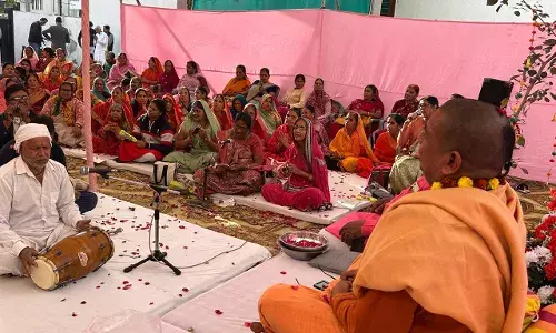 संत धर्मानंद महाराज ने पिलाया सत्संग का अमृत