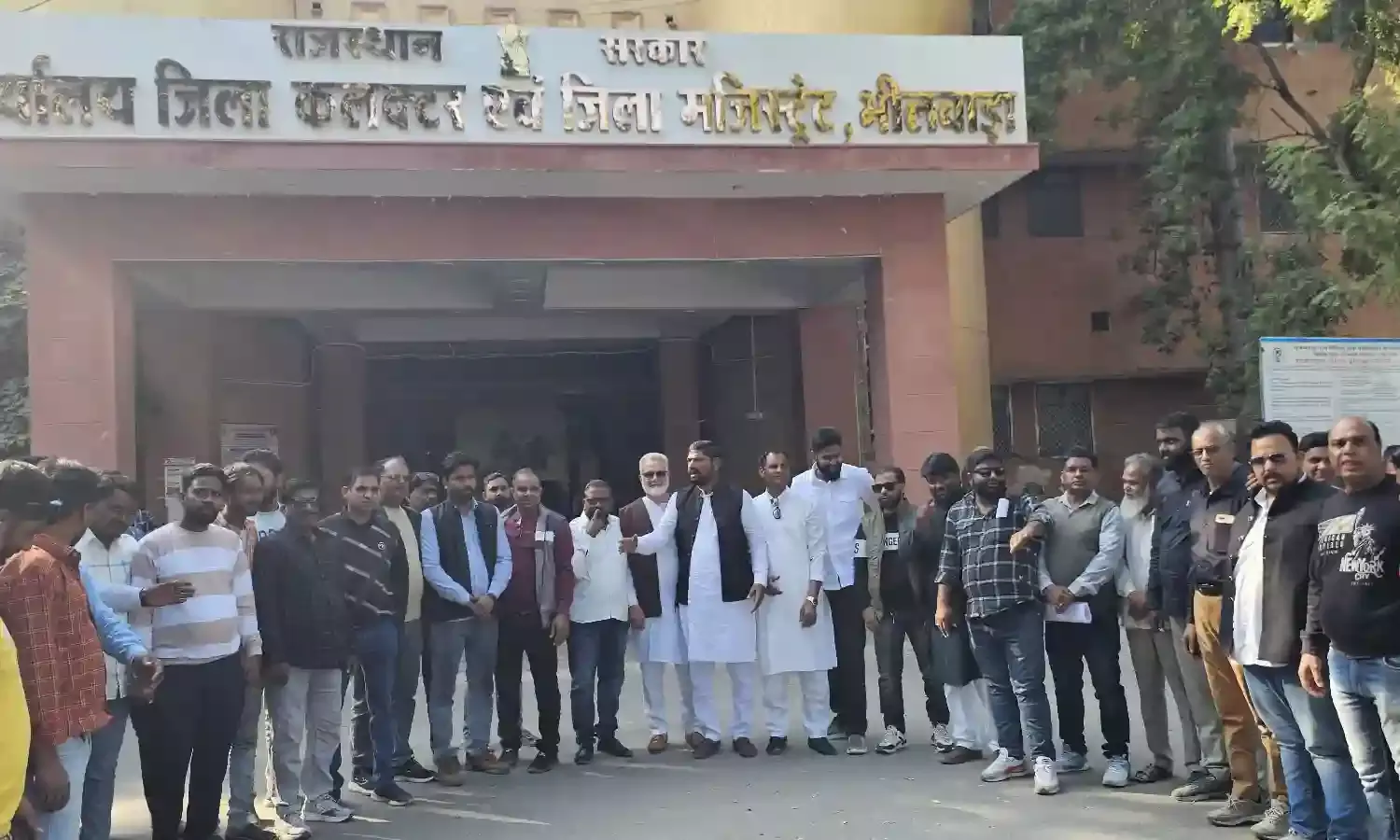 बिहार के मुख्यमंत्री के खिलाफ कांग्रेस अल्पसंख्यक विभाग ने दिया ज्ञापन