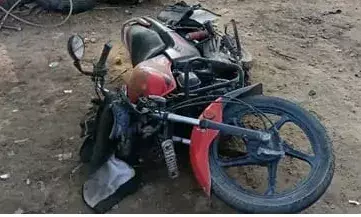 कार की टक्कर बाइक सवार की मौत