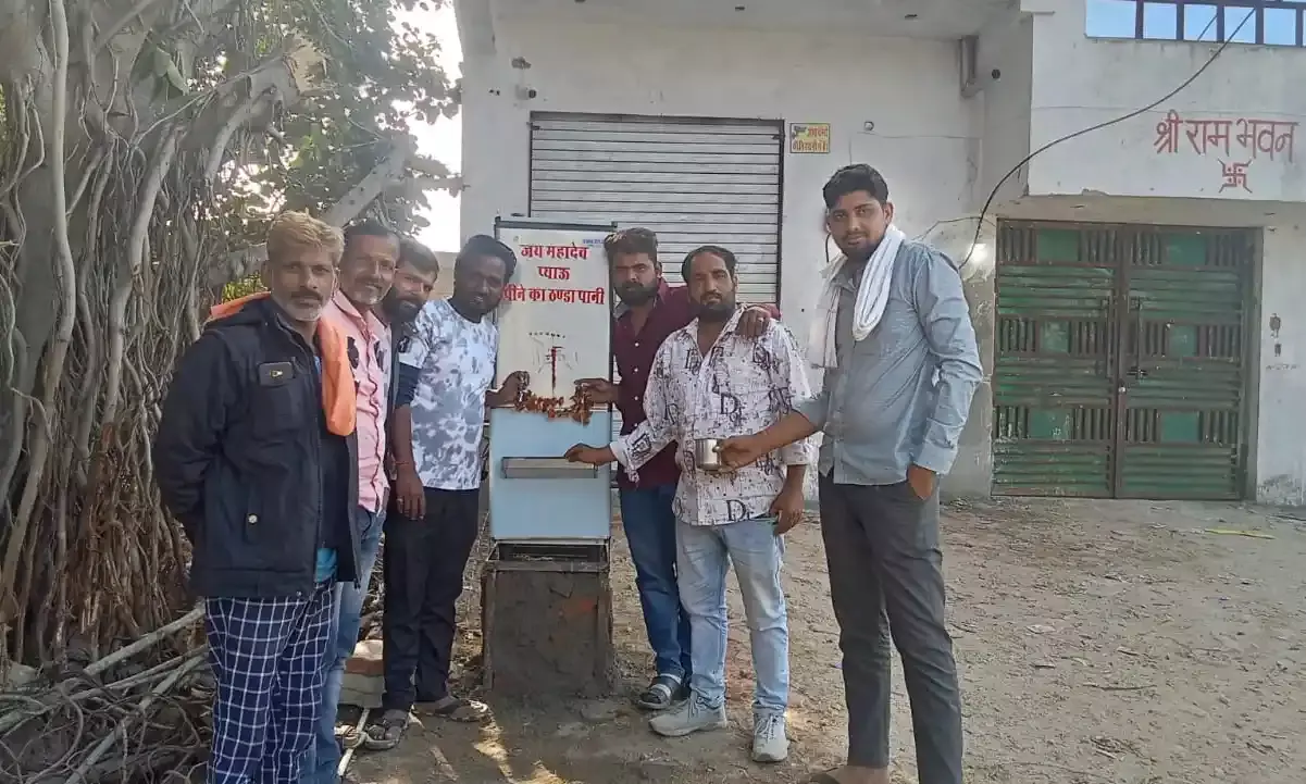 बागोर में राहगीरों के लिए वाटरकूलर की सुविधा