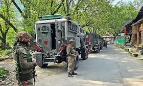 जम्मू-कश्मीर के सांबा में आर्मी के जूनियर कमीशंड ऑफिसर की गोली लगने से मौत