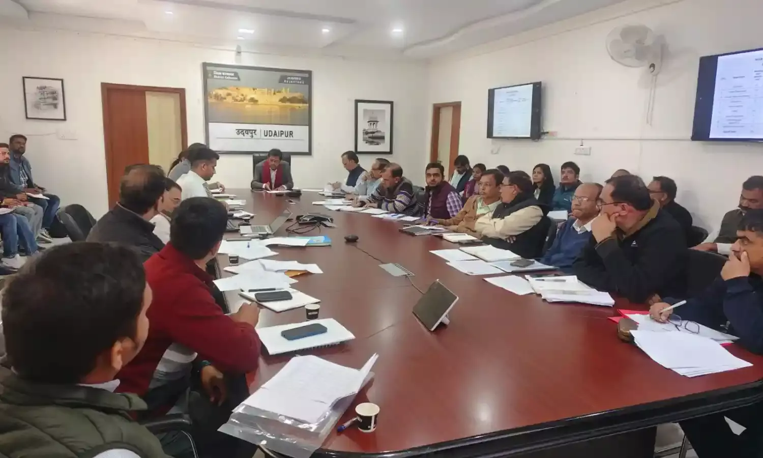 मुख्यमंत्री जल स्वावलम्बन अभियान-2.0 की जिला स्तरीय समीक्षा बैठक आयोजित मुख्यमंत्री जल स्वावलम्बन अभियान-2.0 की जिला स्तरीय समीक्षा बैठक आयोजित