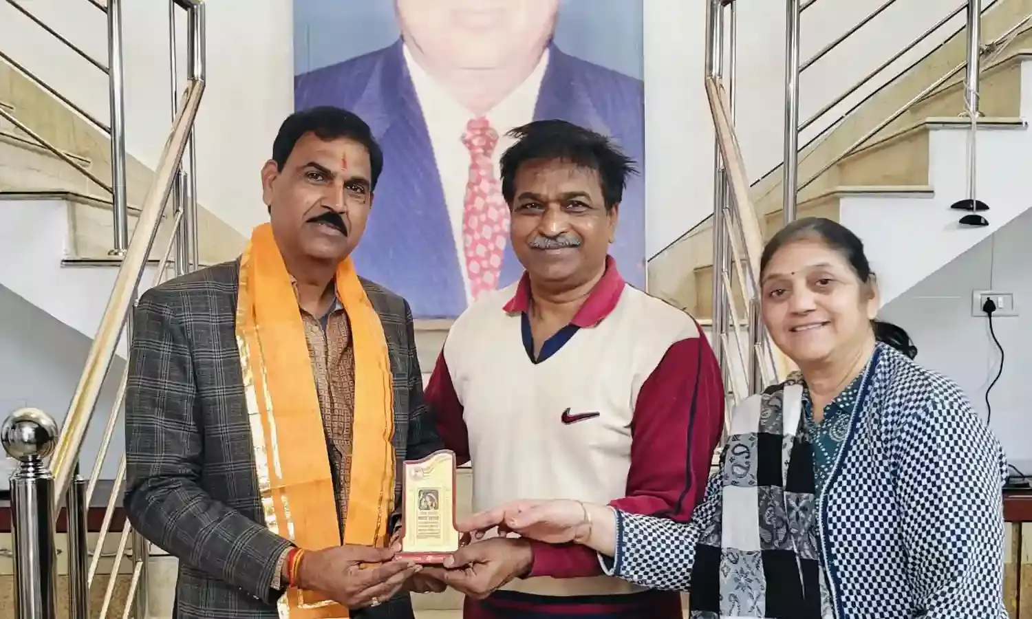 राष्ट्रीय उपभोक्ता दिवस पर एडवोकेट कचौलिया का सम्मान