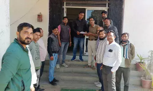 खबर लिखने की कीमत: फुलियाकलां में पत्रकार पर हमला