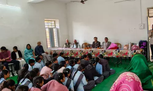 सेवानिवृत्ति पर विदाई समारोह  आयोजित