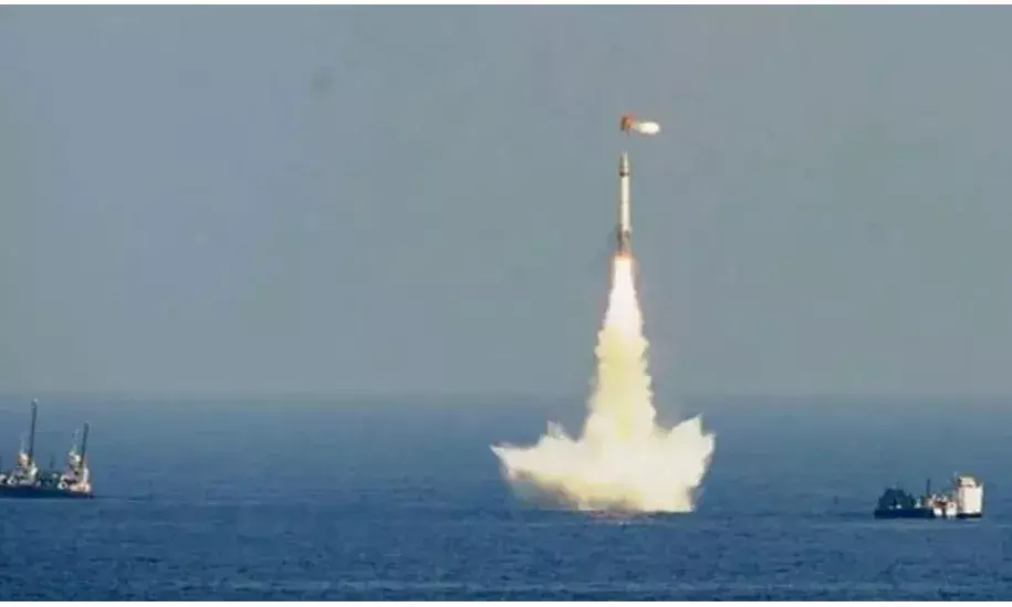 भारत ने पनडुब्बी से K 4 बैलिस्टिक मिसाइल का  किया सफल परीक्षण