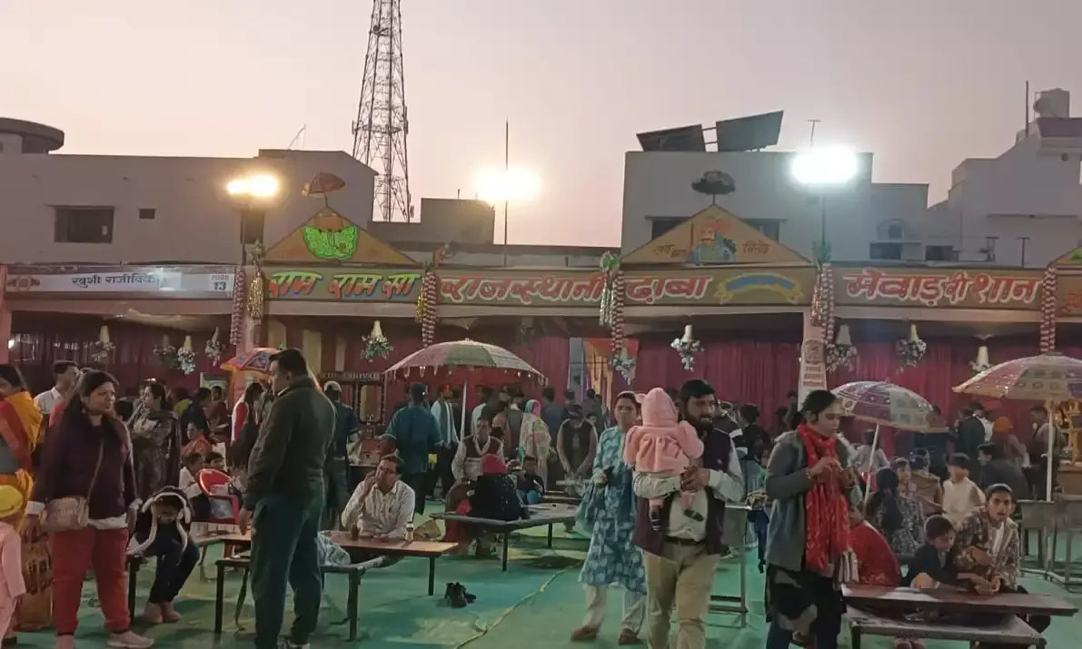 राष्ट्रीय स्वदेशी मेले में उमड़ा जनसैलाब, लोगों ने जमकर की खरीदारी