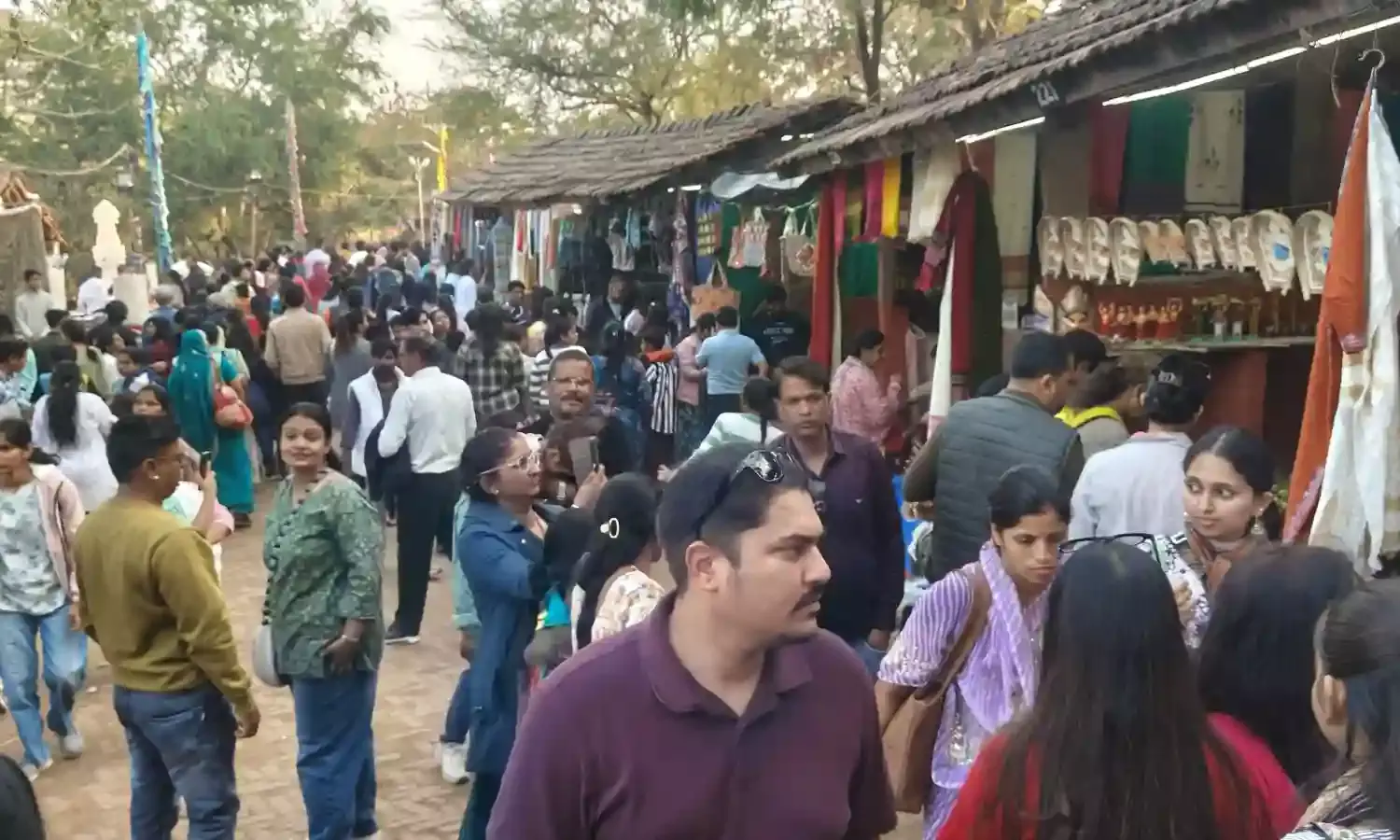 शिल्पग्राम फोटो प्रतियोगिता: संयम पहले, हर्ष दूसरे, ताराचंद तीसरे स्थान पर