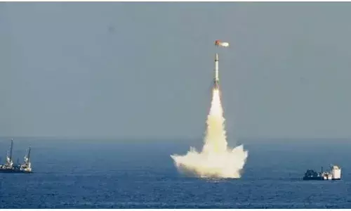 भारत ने पनडुब्बी से K 4 बैलिस्टिक मिसाइल का  किया सफल परीक्षण