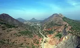 अरावली की सुरक्षा पर सवाल, कांग्रेस ने कहा- नई परिभाषा से 90% हिस्सा खतरे में, सरकार पर लगाए आरोप अरावली की सुरक्षा पर सवाल, कांग्रेस ने कहा- नई परिभाषा से 90% हिस्सा खतरे में, सरकार पर लगाए आरोप