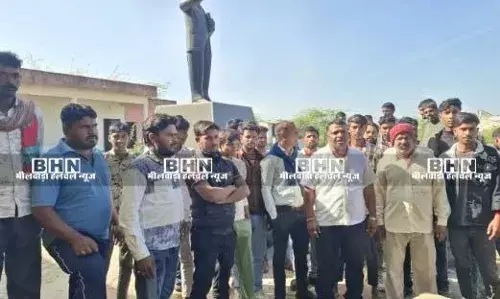 अम्बेडकर भवन की चारदीवारी तोड़ अवैध निर्माण, दलित संगठनों में आक्रोश