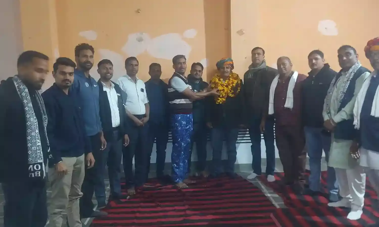 बार एसोसिएशन चुनाव में जीत पर तेली का समाज द्वारा किया स्वागत