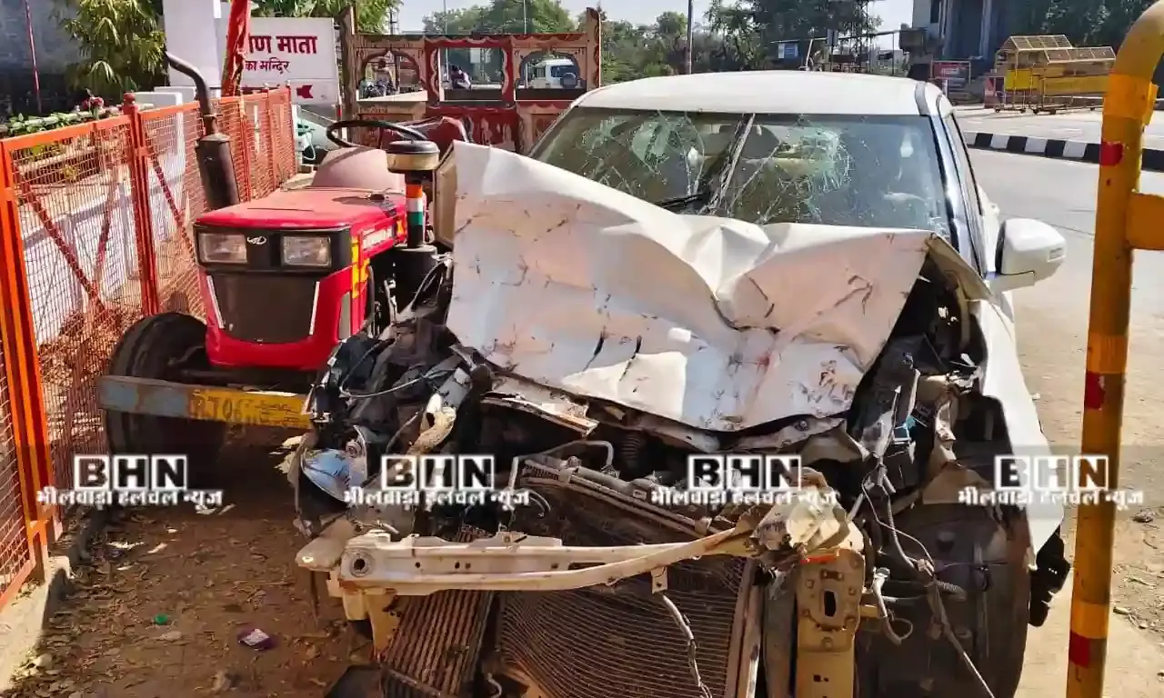 स्विफ्ट कार ने ट्रैक्टर-ट्रॉली के पीछे से मारी टक्कर, चालक घायल