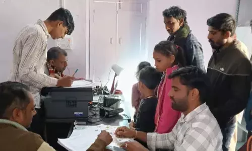 डाक विभाग द्वारा आयोजित आधार शिविर में उमड़ा जनसैलाब