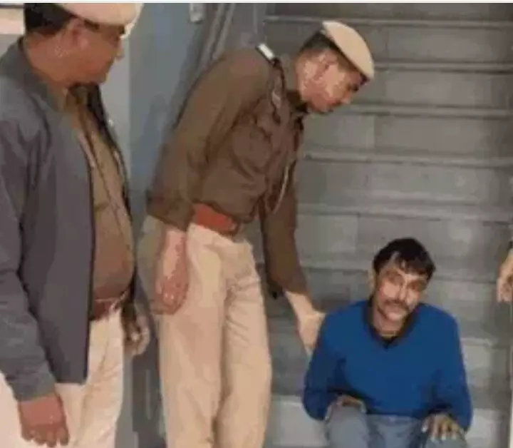 जयपुर में बम ब्लास्ट की झूठी धमकी देने वाला युवक गिरफ्तार, शराब के नशे में किया था फोन जयपुर में बम ब्लास्ट की झूठी धमकी देने वाला युवक गिरफ्तार, शराब के नशे में किया था फोन