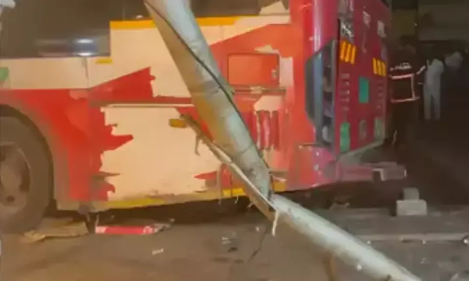 मुंबई बस ने मचाया कहर, 4 की मौत 9 गंभीर घायल