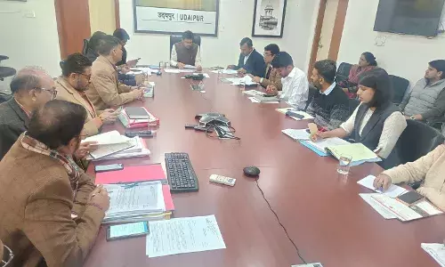 डीएमएफटी स्वीकृत योजनाओं पर जिला कलक्टर सख्त, समय पर कार्य पूरे करने के निर्देश डीएमएफटी स्वीकृत योजनाओं पर जिला कलक्टर सख्त, समय पर कार्य पूरे करने के निर्देश