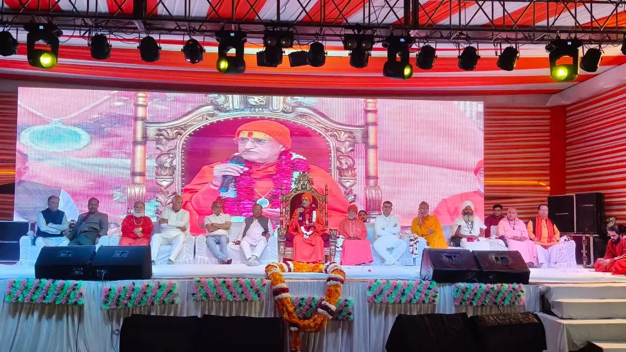 महामण्डलेश्वर स्वामी हंसराम उदासीन का 65वां प्राकट्य उत्सव सेवा-सुमिरन से मनाया महामण्डलेश्वर स्वामी हंसराम उदासीन का 65वां प्राकट्य उत्सव सेवा-सुमिरन से मनाया