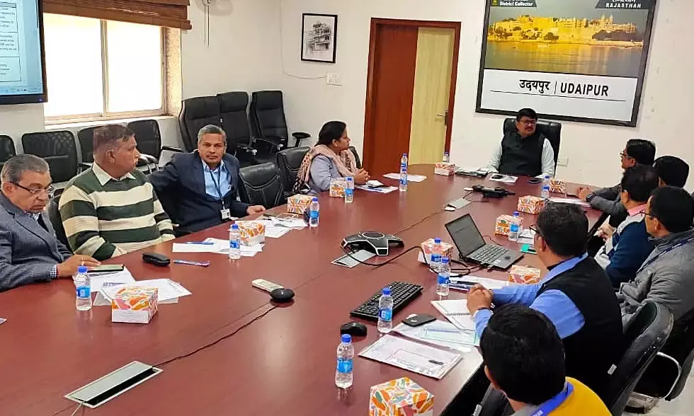 स्थानीय संसाधन आधारित स्वरोजगार प्रशिक्षणों पर करें फोकस : एडीएम सिटी स्थानीय संसाधन आधारित स्वरोजगार प्रशिक्षणों पर करें फोकस : एडीएम सिटी