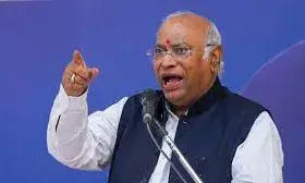 खरगे ने केंद्र सरकार पर तंज कसा, कहा- अगले साल सुशासन की उम्मीद