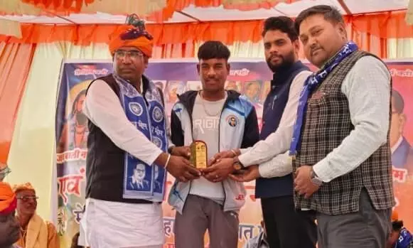 धामनिया में बैरवा दिवस मनाया गया, शिक्षा और संगठित संघर्ष पर दिया जोर धामनिया में बैरवा दिवस मनाया गया, शिक्षा और संगठित संघर्ष पर दिया जोर