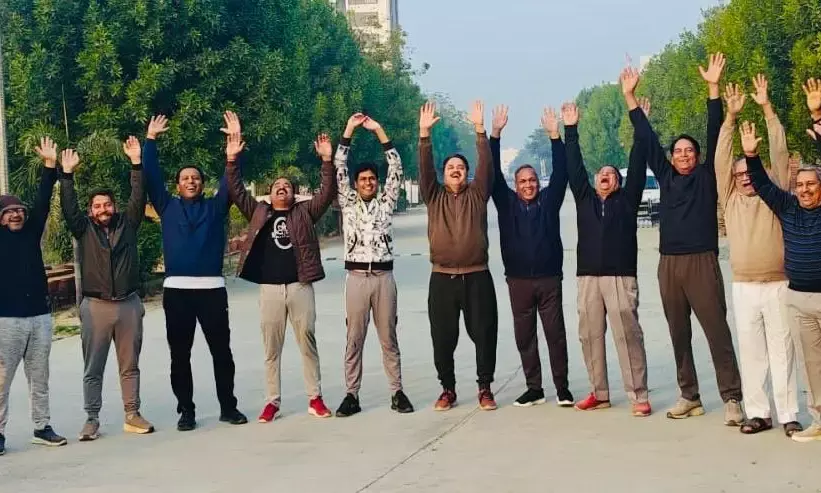 हास्य क्लब ने ठहाके लगाकर मनाई सातवीं वर्षगांठ