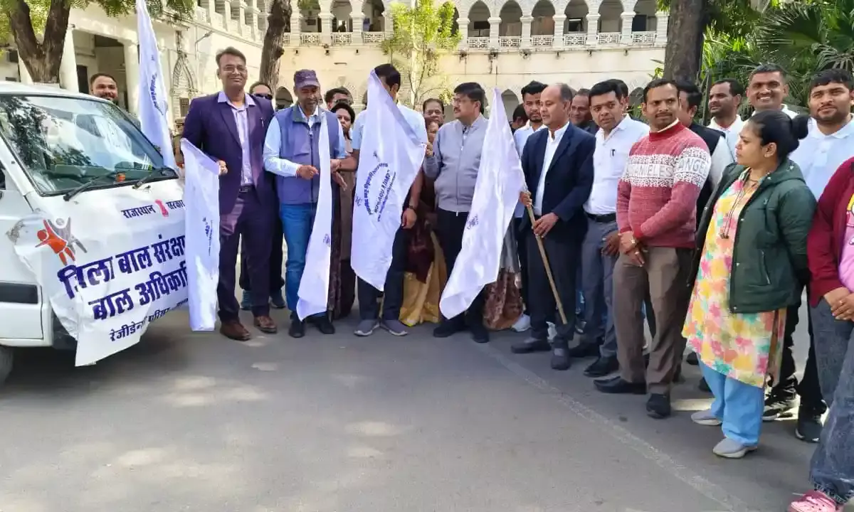 उदयपुर में “स्माइल अभियान” का शुभारंभ, बाल भिक्षावृत्ति और बाल श्रम से मुक्ति की पहल उदयपुर में “स्माइल अभियान” का शुभारंभ, बाल भिक्षावृत्ति और बाल श्रम से मुक्ति की पहल