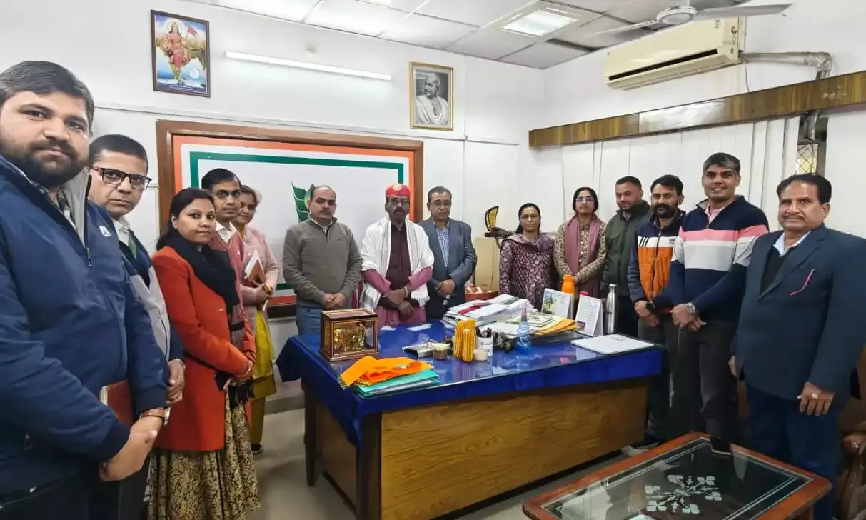 जनजातीय किसानों के उत्थान पर जोर जनजातीय किसानों के उत्थान पर जोर