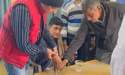 पुलिस हेड कांस्टेबल 10 हजार रुपये की रिश्वत लेते रंगे हाथ गिरफ्तार