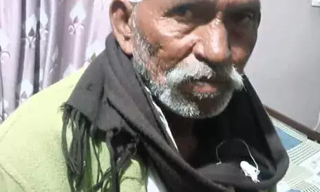 सड़क पार करते समय कार ने स्कूटी को टक्कर मारी, एक घायल