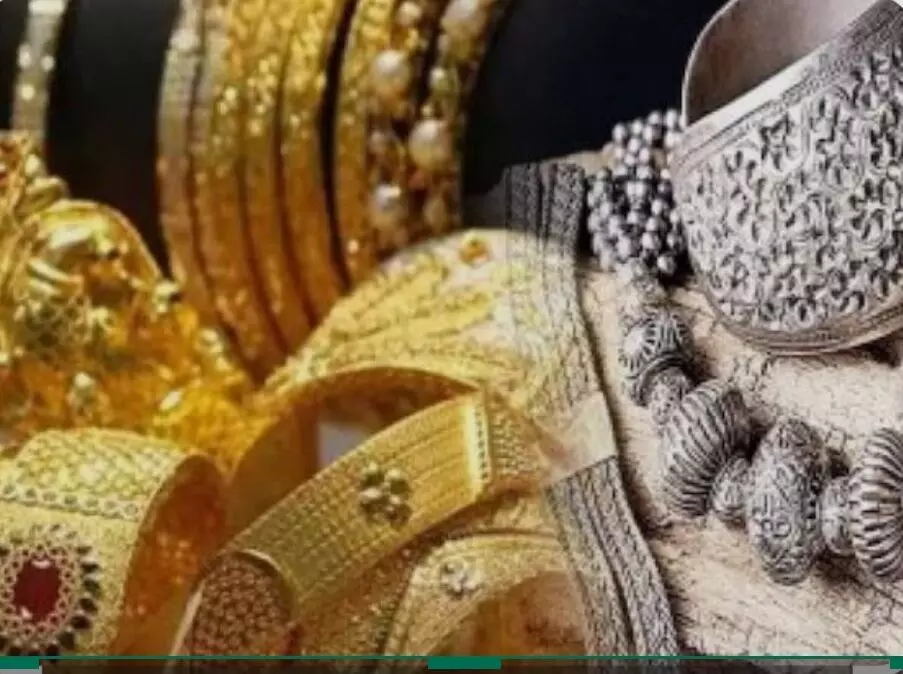 नए साल की शुरुआत में सोना और चांदी सस्ते, सर्राफा बाजार में दिखी नरमी