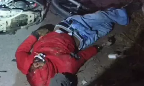 तेज रफ्तार पिकअप ने मोटरसाइकिल को कुचला, दो युवकों की मौके पर मौत; चालक फरार