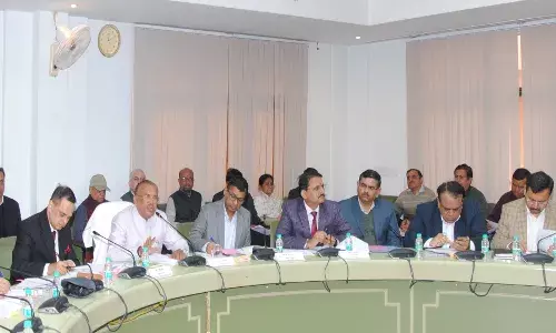 देवनानी ने विशेष शिविर लगाकर प्राथमिकता से लम्बित प्रश्नों का निराकरण करने के निर्देश दिए’ देवनानी ने विशेष शिविर लगाकर प्राथमिकता से लम्बित प्रश्नों का निराकरण करने के निर्देश दिए’