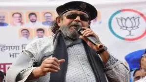 ममता बनर्जी की अमित शाह को धमकी पर सियासत गरमाई, मिथुन चक्रवर्ती का मुख्यमंत्री पर तीखा हमला ममता बनर्जी की अमित शाह को धमकी पर सियासत गरमाई, मिथुन चक्रवर्ती का मुख्यमंत्री पर तीखा हमला