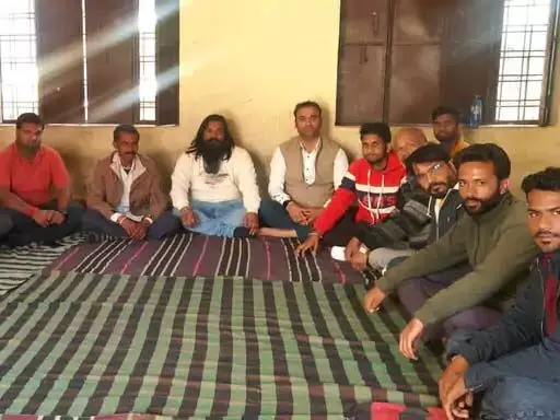 बिजौलिया में चारागाह भूमि पर अतिक्रमण को लेकर बैठक, समाधान के लिए ज्ञापन सौंपने का निर्णय बिजौलिया में चारागाह भूमि पर अतिक्रमण को लेकर बैठक, समाधान के लिए ज्ञापन सौंपने का निर्णय