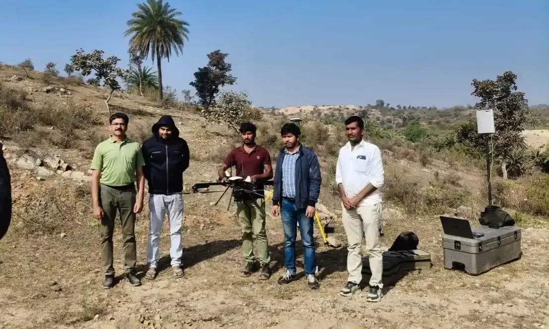 खनन नियमों की अनदेखी पर उदयपुर प्रशासन सख्त, 9 फेल्सपार पट्टों पर जांच तेज