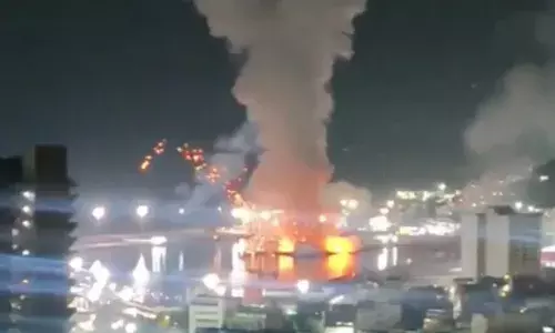 वेनेजुएला की राजधानी काराकास में कई धमाके, अमेरिका की चेतावनी से जोड़कर देखा जा रहा मामला