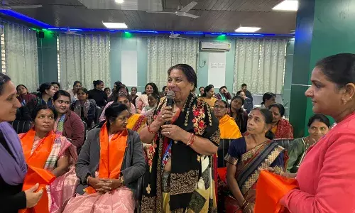 सुरक्षित प्रसव एवं स्वस्थ नारी विषयक संगोष्ठी का आयोजन